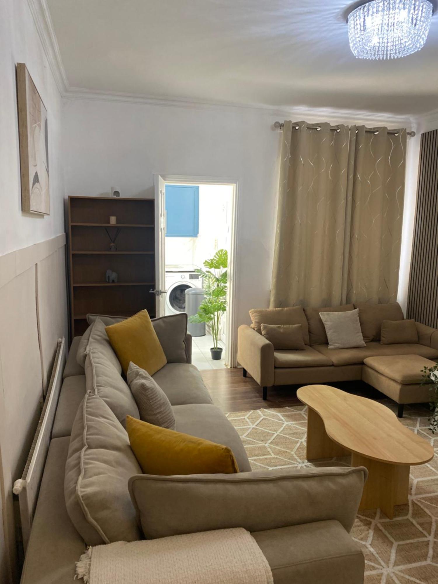 Modern Townhouse-Free Parking-Games Room-Fast W-Ifi Manchester Exterior foto